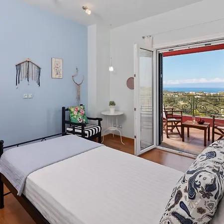 Villa Red Queen